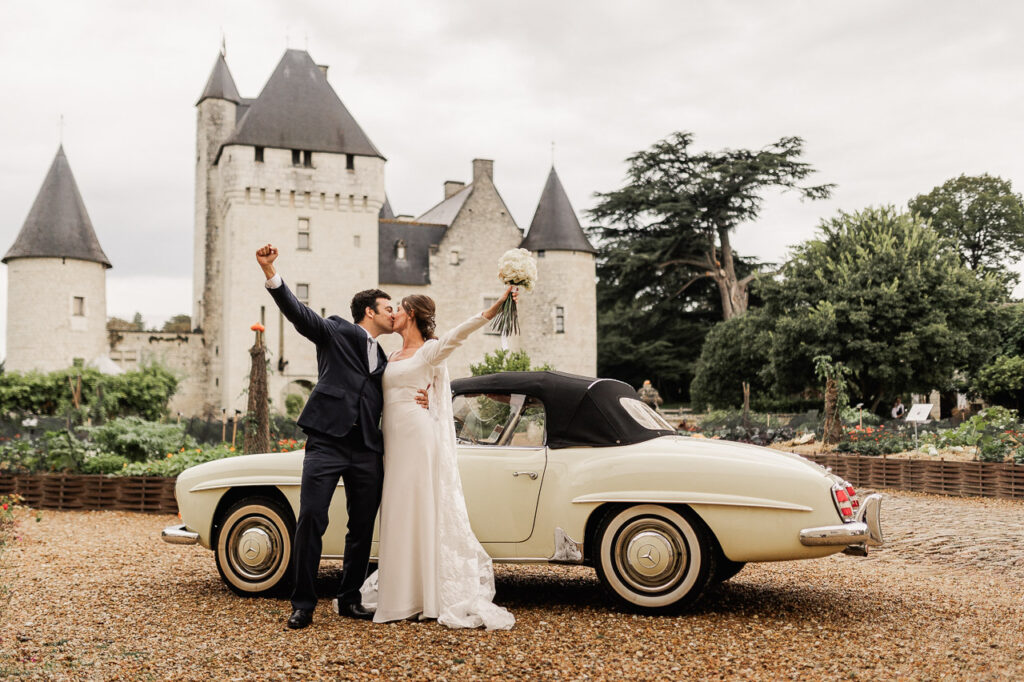 shooting photo couple mariage photographe tours château du Ruvau